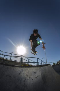 爱游戏体育入口-极限滑板运动赛事精彩纷呈，《极限滑板3》